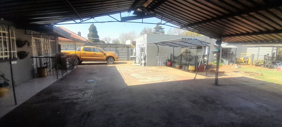 3 Bedroom Property for Sale in Meyerton Central Gauteng
