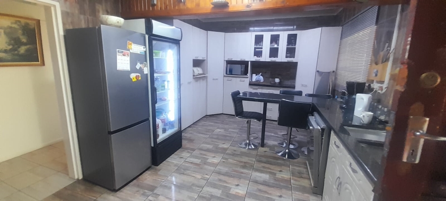3 Bedroom Property for Sale in Meyerton Central Gauteng