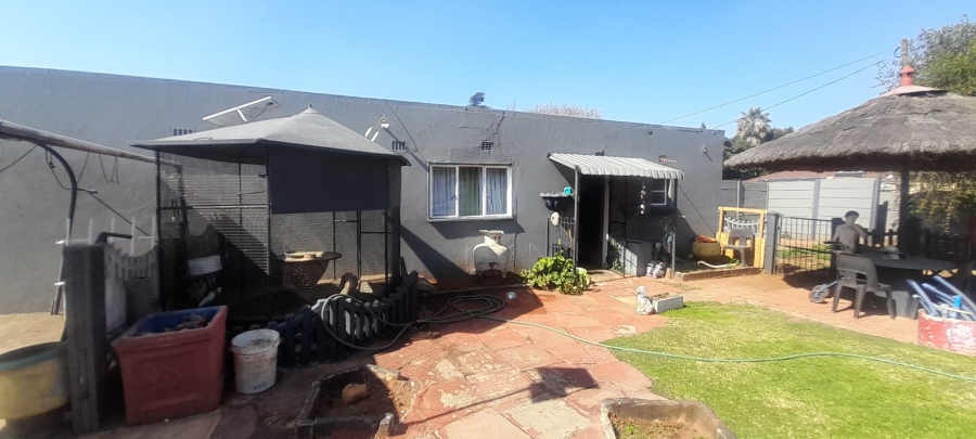 3 Bedroom Property for Sale in Meyerton Central Gauteng