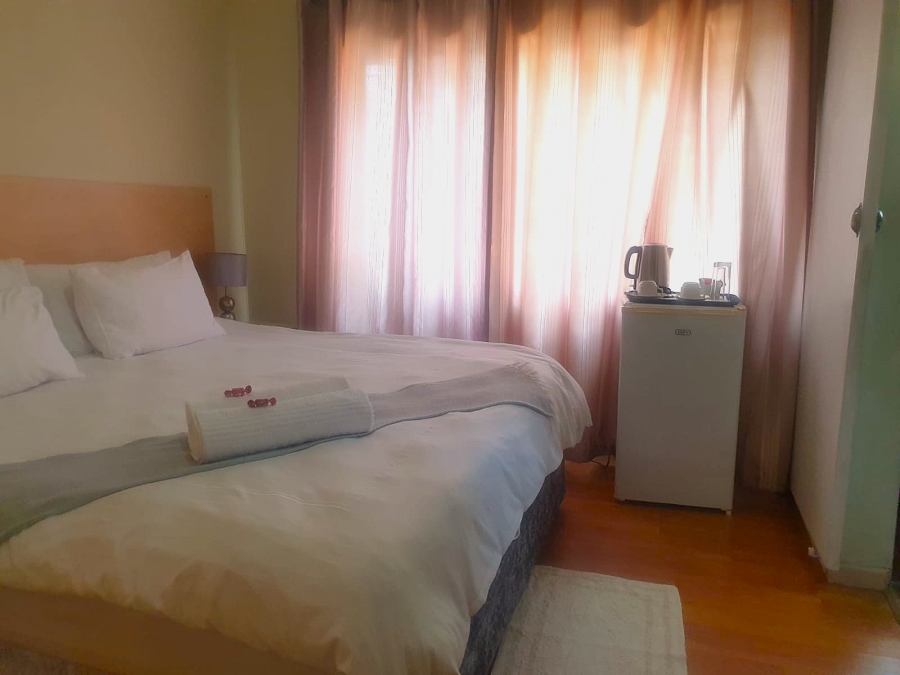To Let 1 Bedroom Property for Rent in Garsfontein Gauteng