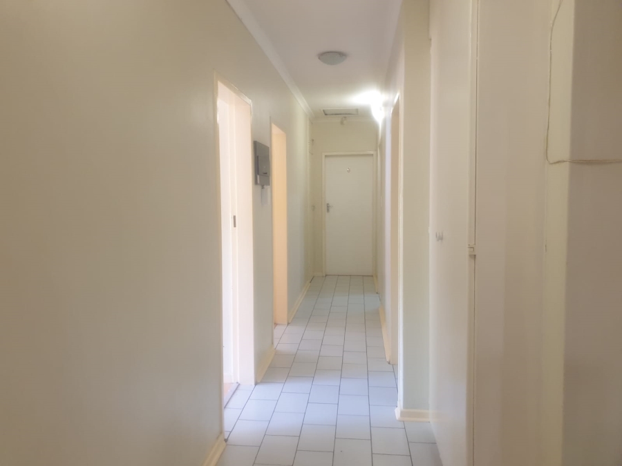 To Let 1 Bedroom Property for Rent in Garsfontein Gauteng