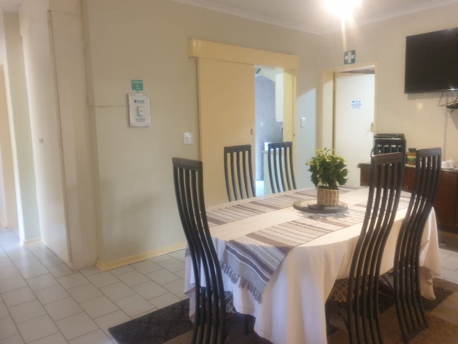 To Let 1 Bedroom Property for Rent in Garsfontein Gauteng
