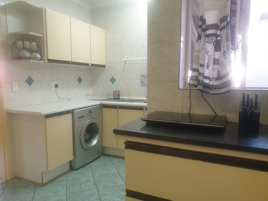 To Let 1 Bedroom Property for Rent in Garsfontein Gauteng