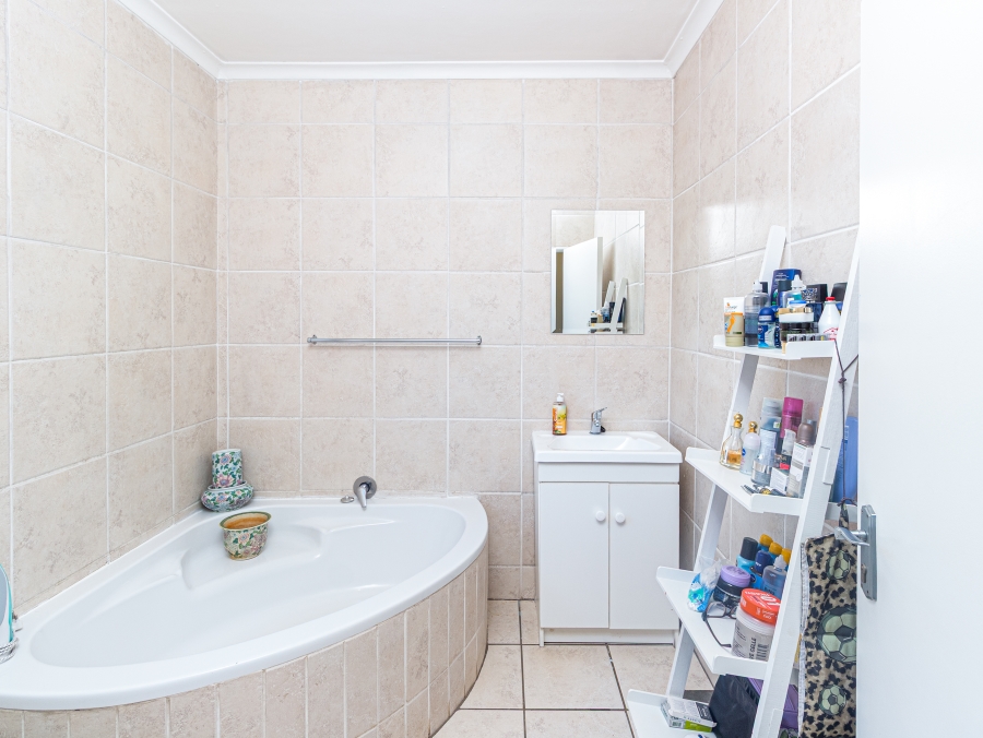 3 Bedroom Property for Sale in Kyalami Hills Gauteng