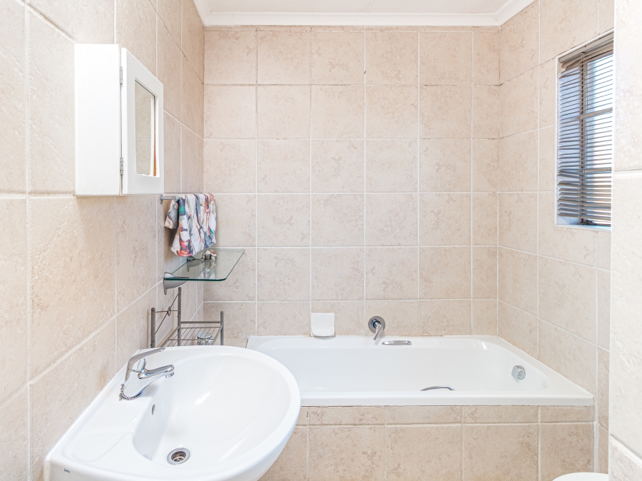 3 Bedroom Property for Sale in Kyalami Hills Gauteng