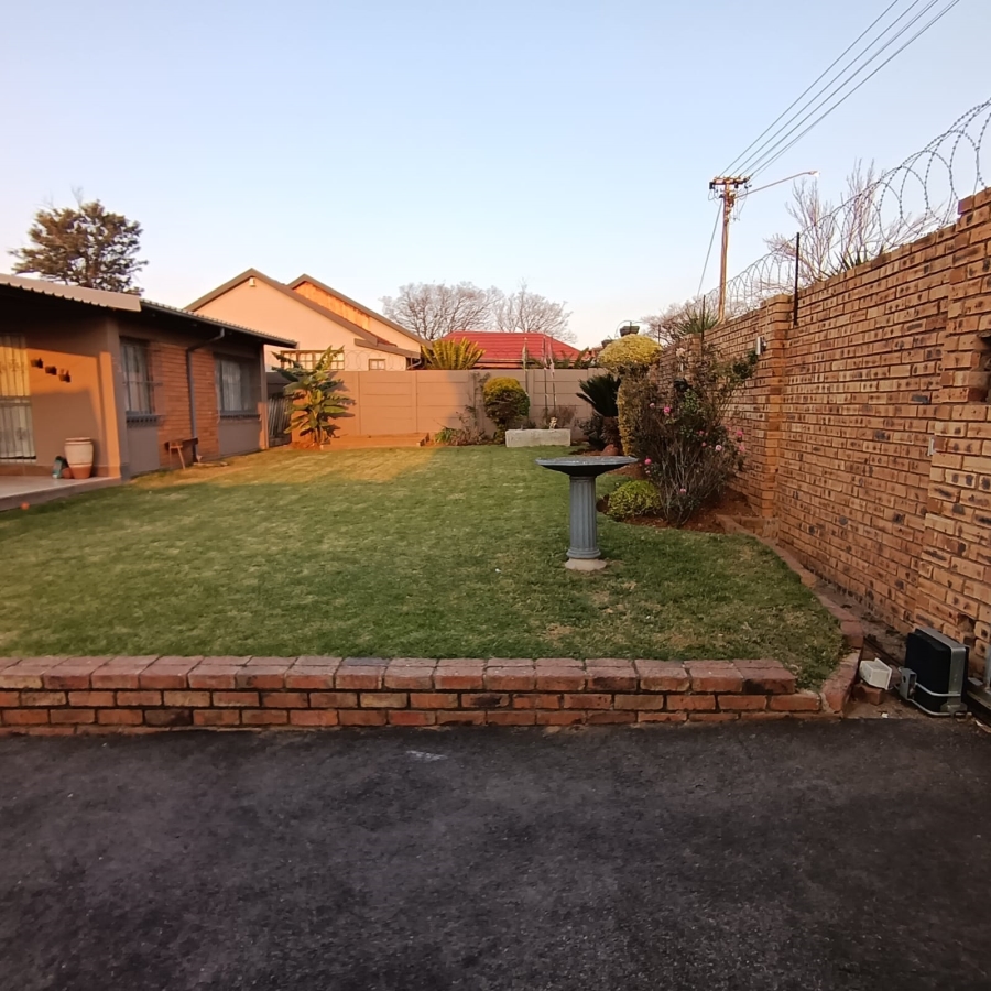 3 Bedroom Property for Sale in Klopperpark Gauteng