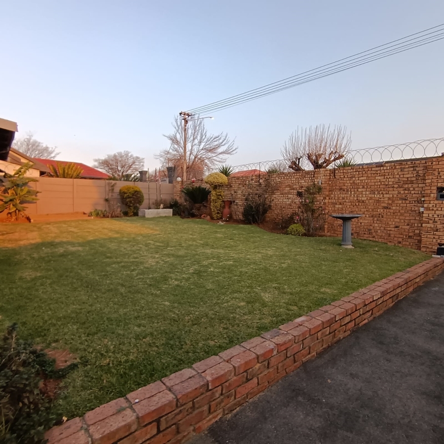 3 Bedroom Property for Sale in Klopperpark Gauteng