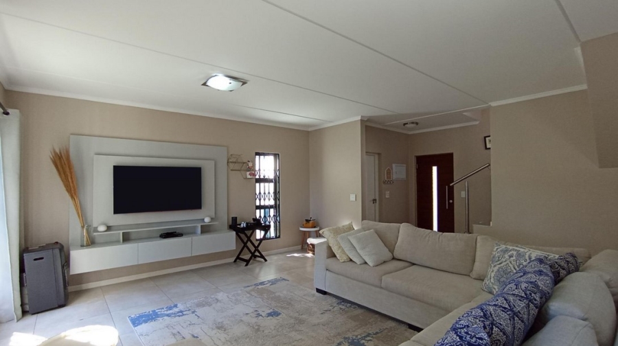 3 Bedroom Property for Sale in Blackheath Gauteng