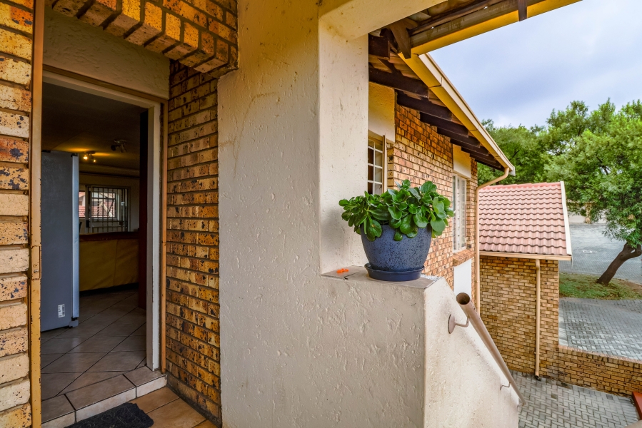 2 Bedroom Property for Sale in Celtisdal Gauteng