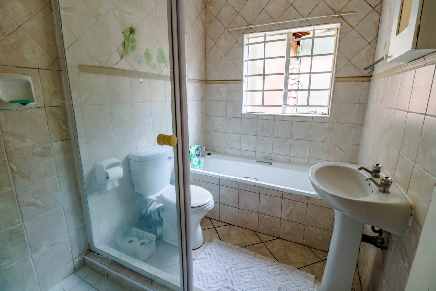 2 Bedroom Property for Sale in Celtisdal Gauteng
