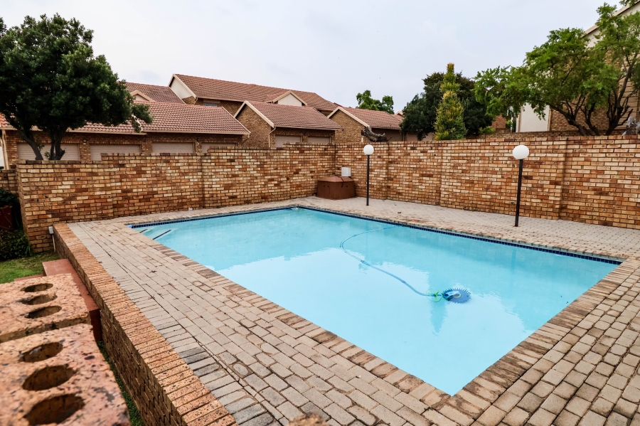 2 Bedroom Property for Sale in Celtisdal Gauteng