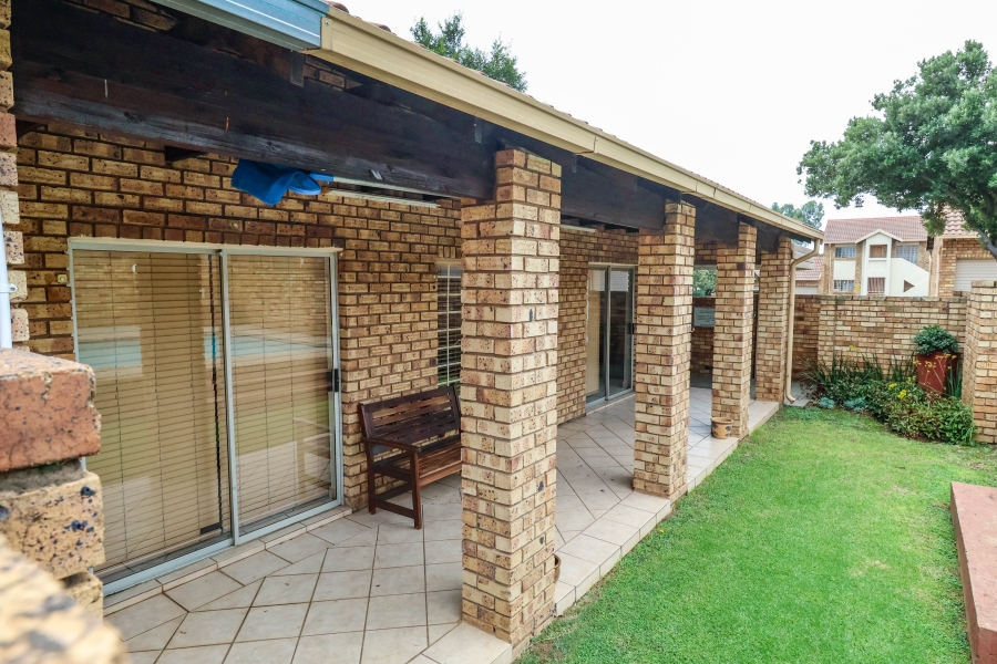2 Bedroom Property for Sale in Celtisdal Gauteng