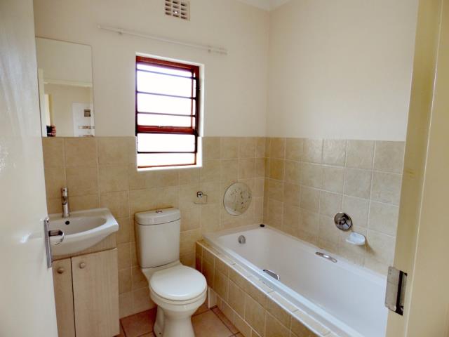 To Let 2 Bedroom Property for Rent in Randpark Ridge Gauteng