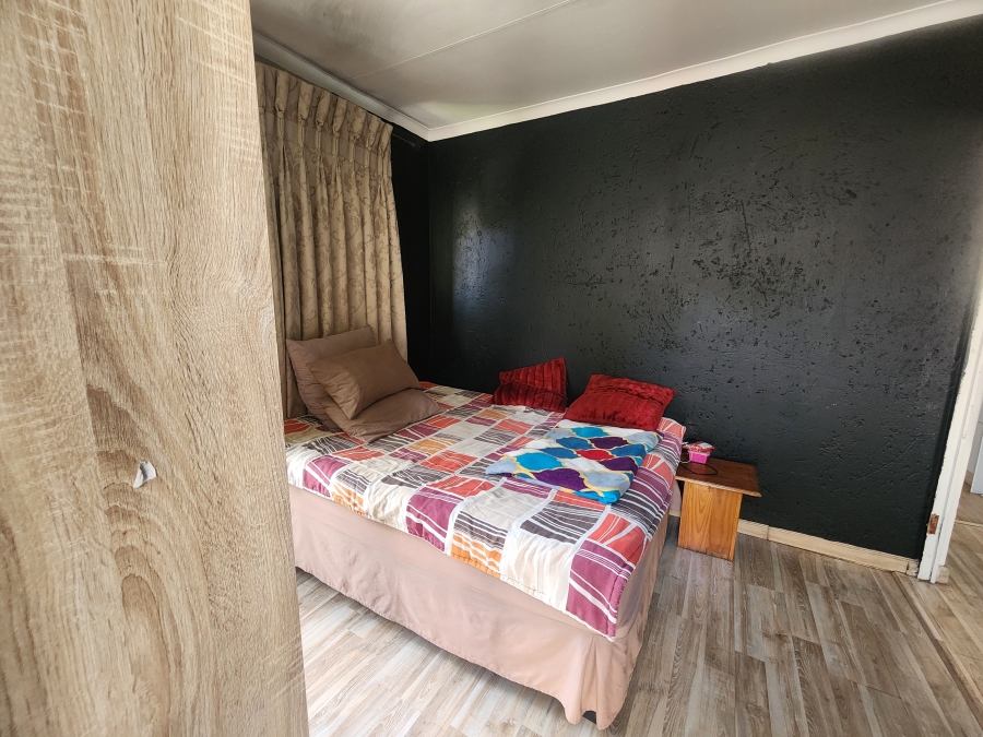 To Let 4 Bedroom Property for Rent in Douglasdale Gauteng