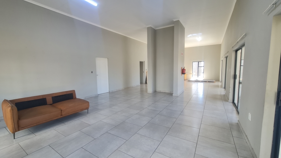 To Let 2 Bedroom Property for Rent in Glen Marais Gauteng