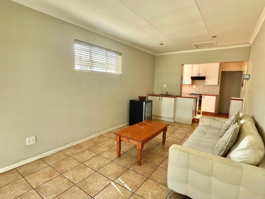 To Let 1 Bedroom Property for Rent in Randhart Gauteng