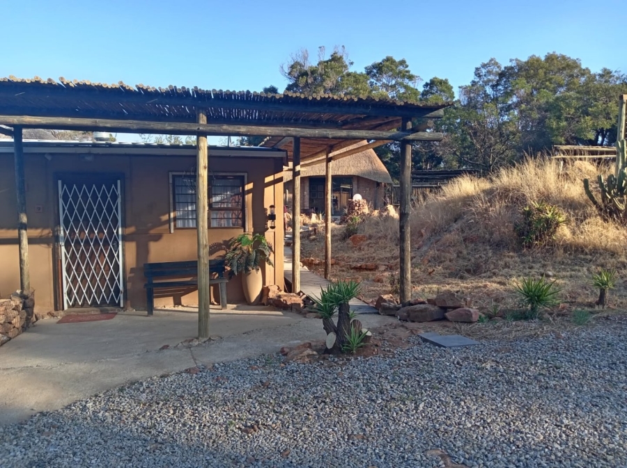 2 Bedroom Property for Sale in Rikasrus A H Gauteng