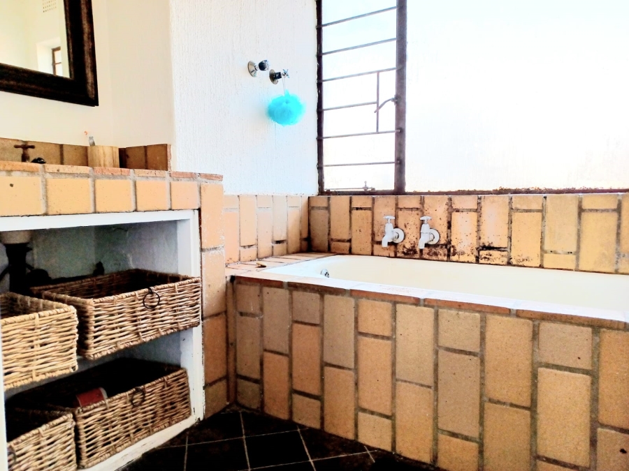 3 Bedroom Property for Sale in Cresta Gauteng