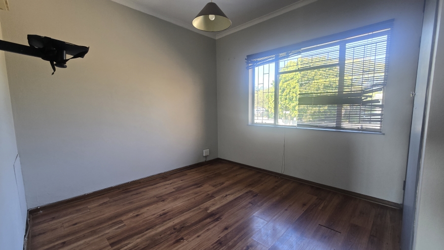 2 Bedroom Property for Sale in Waterkloof Glen Gauteng