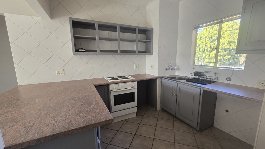 2 Bedroom Property for Sale in Waterkloof Glen Gauteng