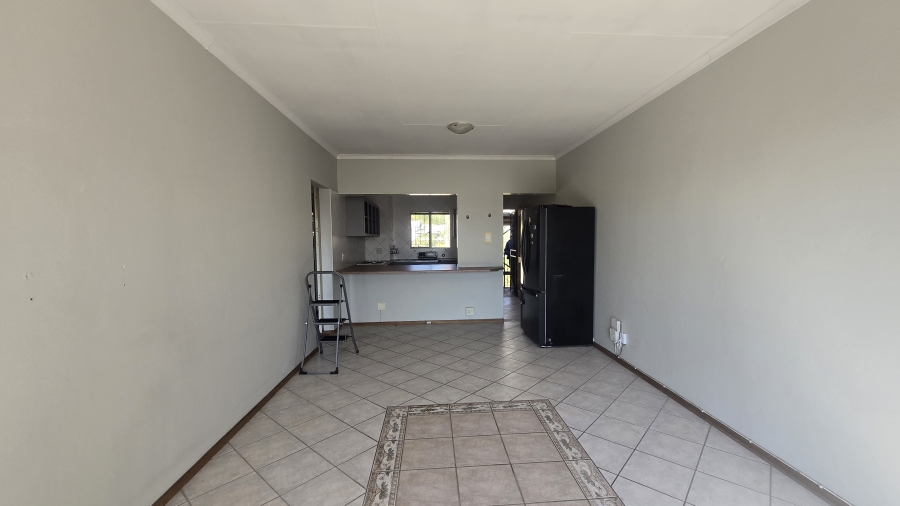 2 Bedroom Property for Sale in Waterkloof Glen Gauteng