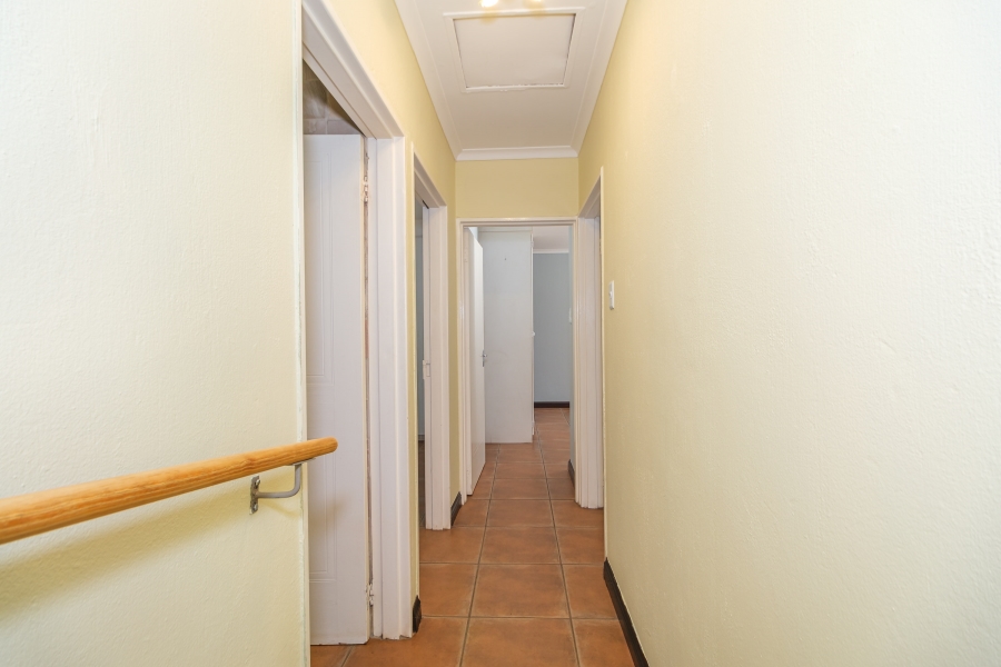 3 Bedroom Property for Sale in Fairland Gauteng