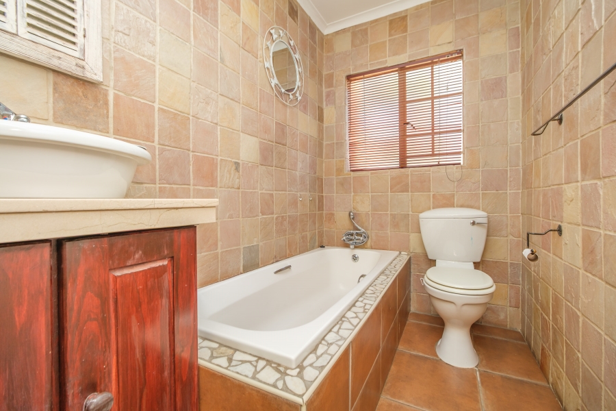 3 Bedroom Property for Sale in Fairland Gauteng