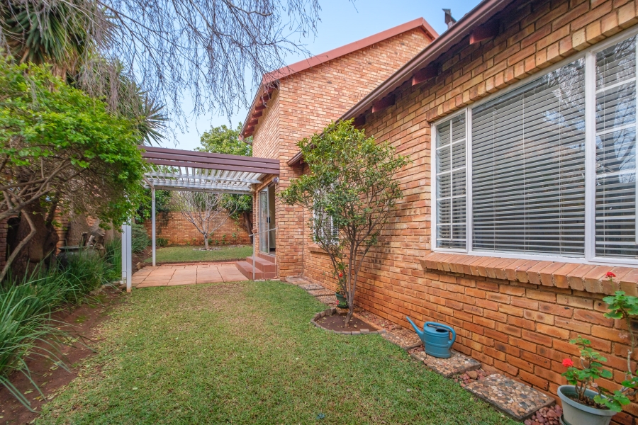 3 Bedroom Property for Sale in Fairland Gauteng