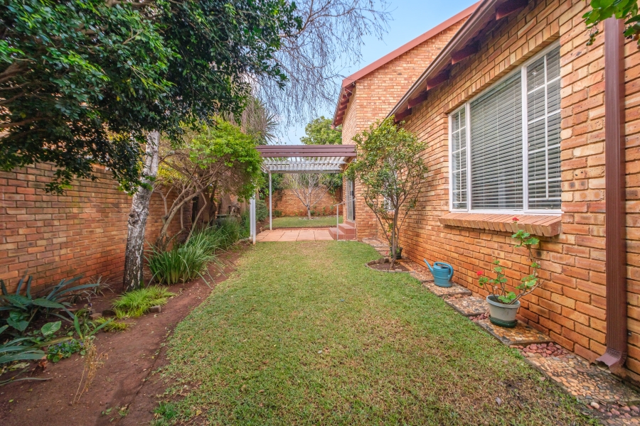 3 Bedroom Property for Sale in Fairland Gauteng