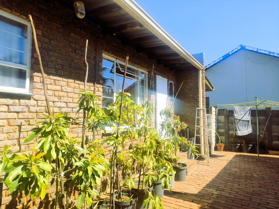 4 Bedroom Property for Sale in Rayton Gauteng
