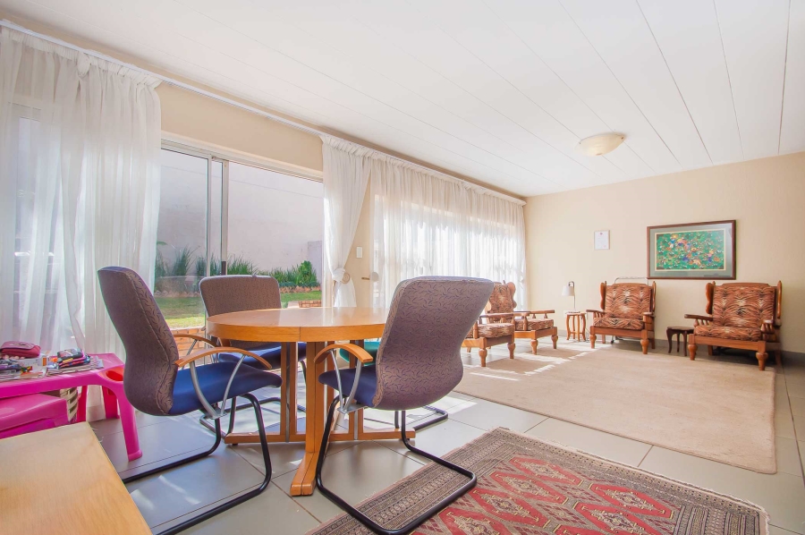 3 Bedroom Property for Sale in Roodekrans Gauteng