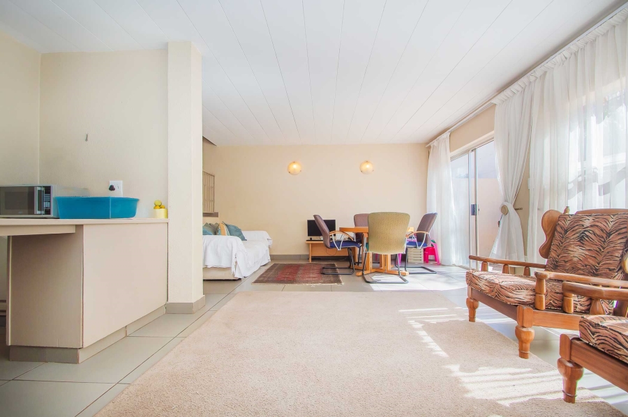 3 Bedroom Property for Sale in Roodekrans Gauteng