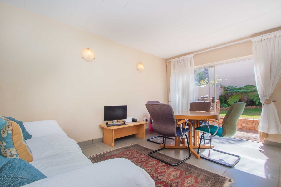 3 Bedroom Property for Sale in Roodekrans Gauteng