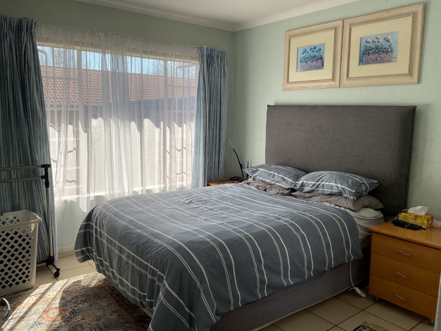 2 Bedroom Property for Sale in Highveld Gauteng