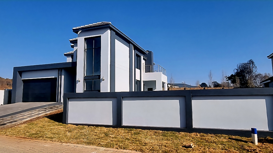 4 Bedroom Property for Sale in Blue Hills Gauteng