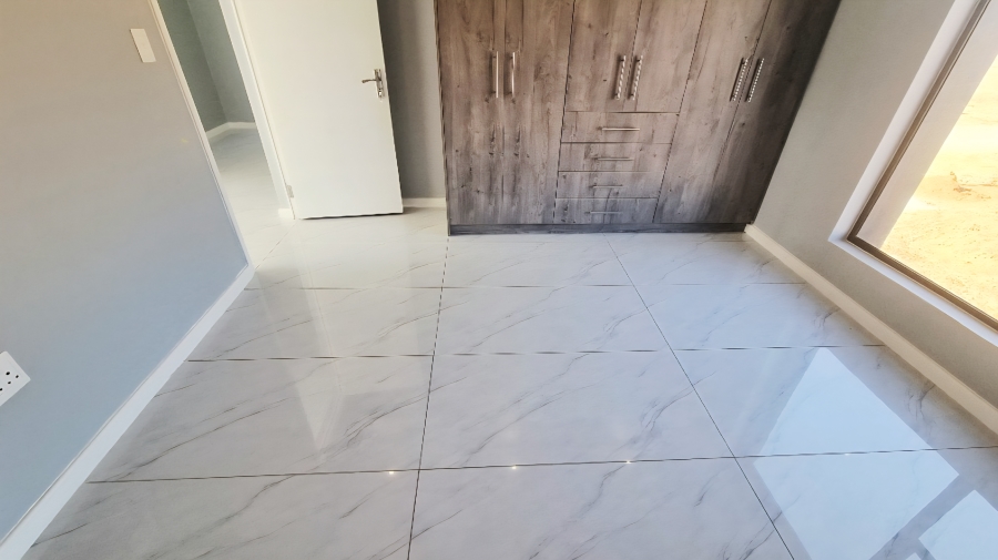 4 Bedroom Property for Sale in Blue Hills Gauteng