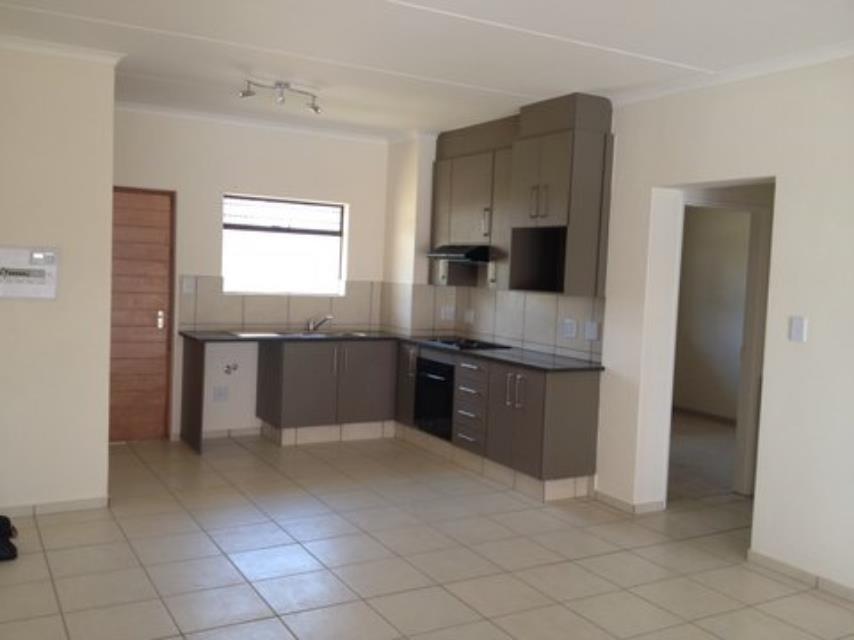 To Let 2 Bedroom Property for Rent in Barbeque Downs Gauteng