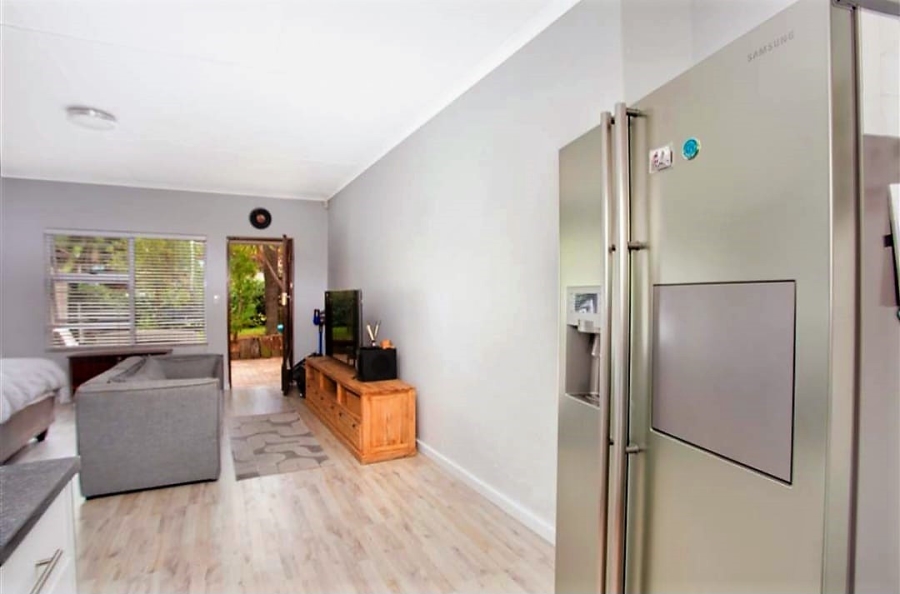 To Let 1 Bedroom Property for Rent in Craigavon Gauteng