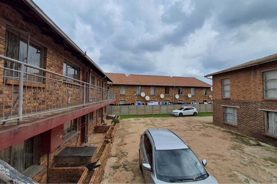 Commercial Property for Sale in Bakerton Gauteng