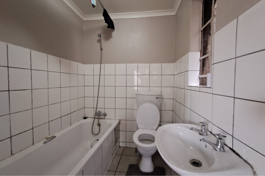 Commercial Property for Sale in Bakerton Gauteng