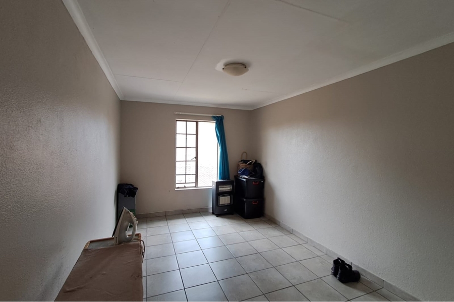 Commercial Property for Sale in Bakerton Gauteng