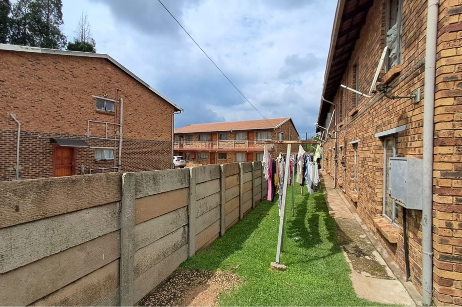 Commercial Property for Sale in Bakerton Gauteng