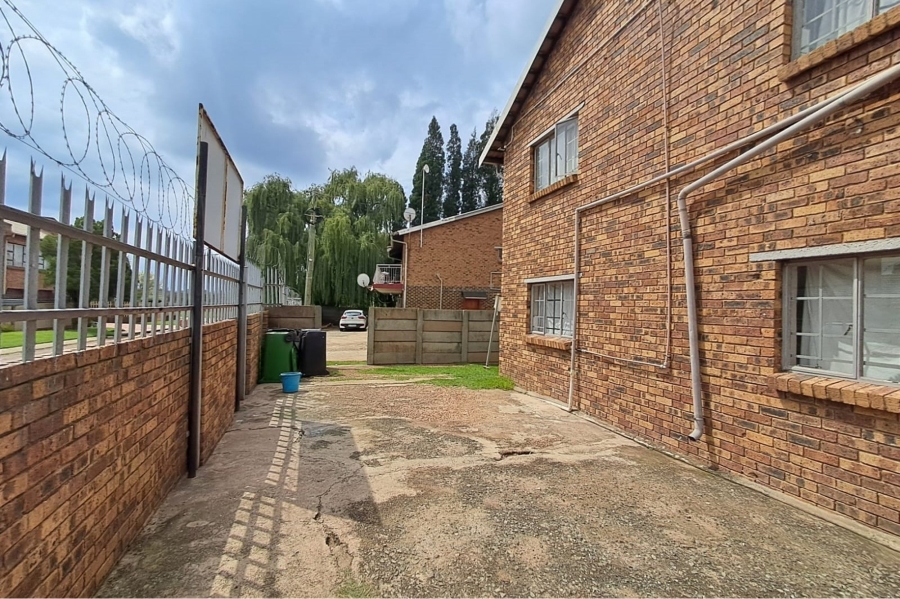Commercial Property for Sale in Bakerton Gauteng