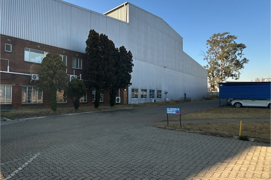 To Let commercial Property for Rent in Anderbolt Gauteng