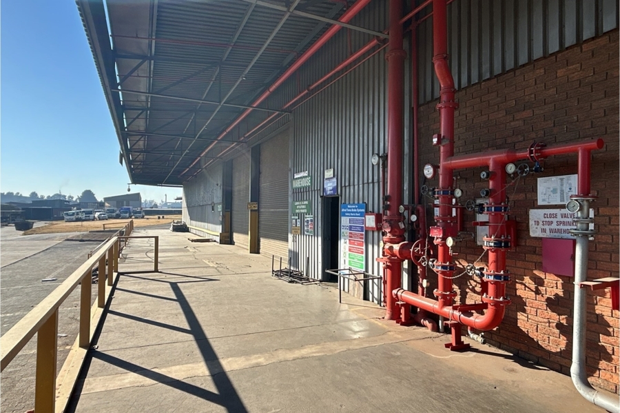 To Let commercial Property for Rent in Anderbolt Gauteng