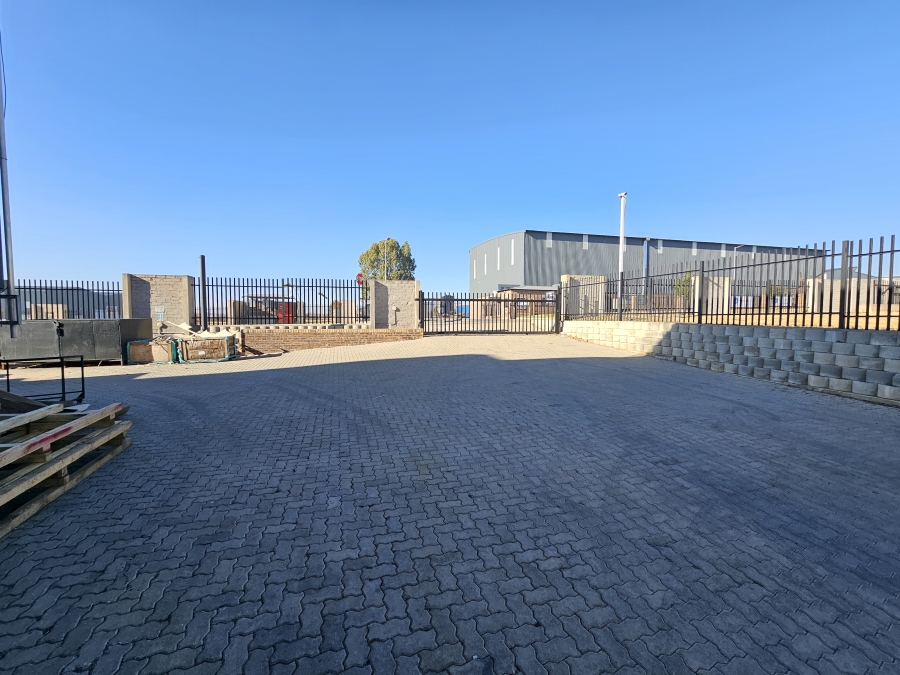To Let commercial Property for Rent in Knoppieslaagte Gauteng