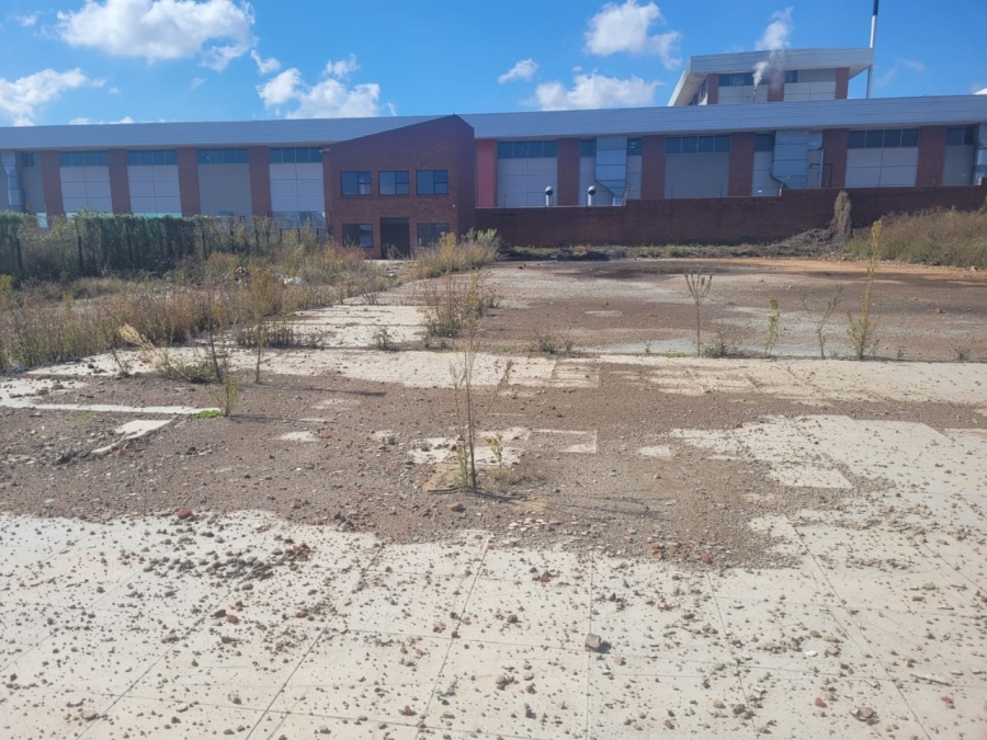 Commercial Property for Sale in Clayville Gauteng