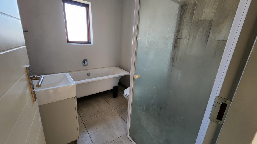 To Let 2 Bedroom Property for Rent in Summerset Gauteng