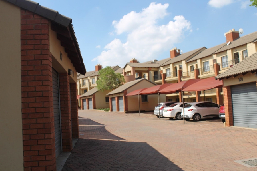 2 Bedroom Property for Sale in Sagewood Gauteng