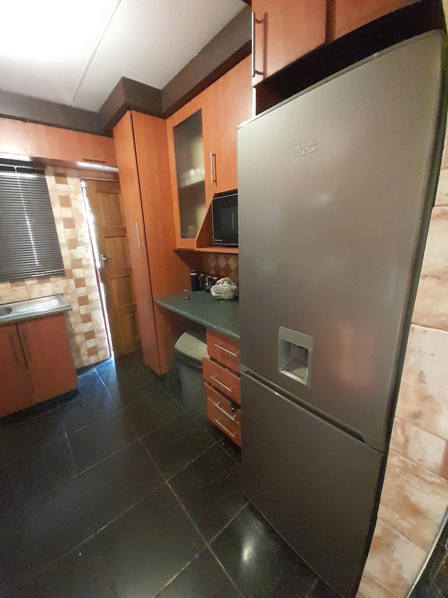 3 Bedroom Property for Sale in Lotus Gardens Gauteng